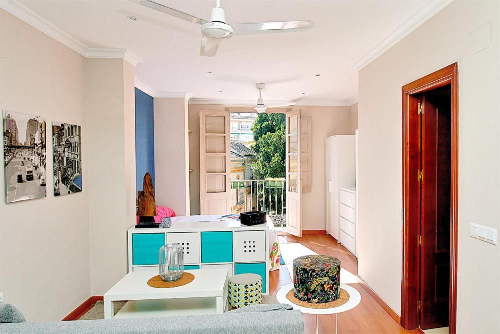 Carreteria Studio Balcony & Relax Apartament *